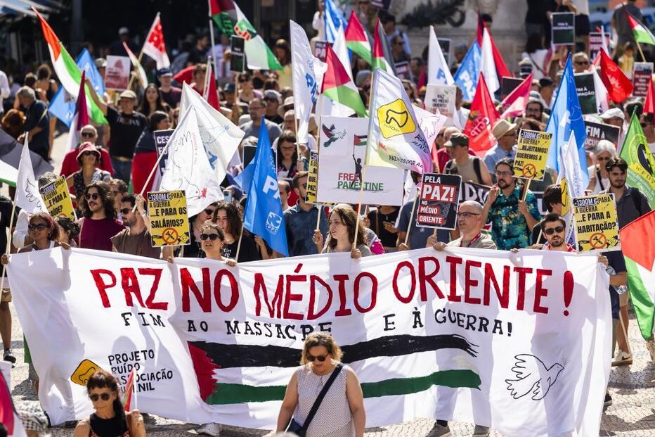 Manifestação em Lisboa exige paz no Médio Oriente e fim do massacre em Gaza