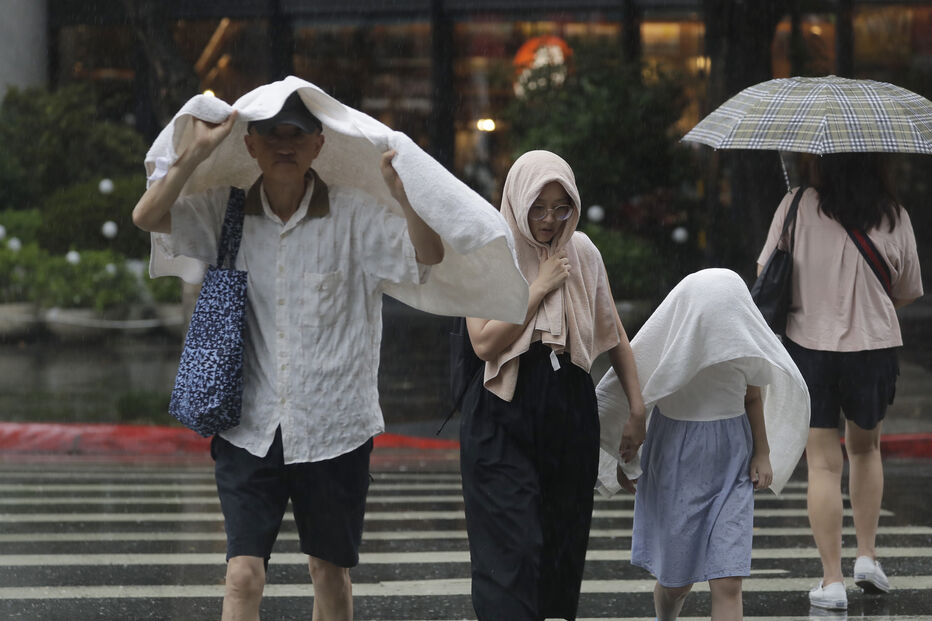 Tufão Danas atinge Taiwan: mortos e feridos em Tainan, Chiayi e Kaohsiung