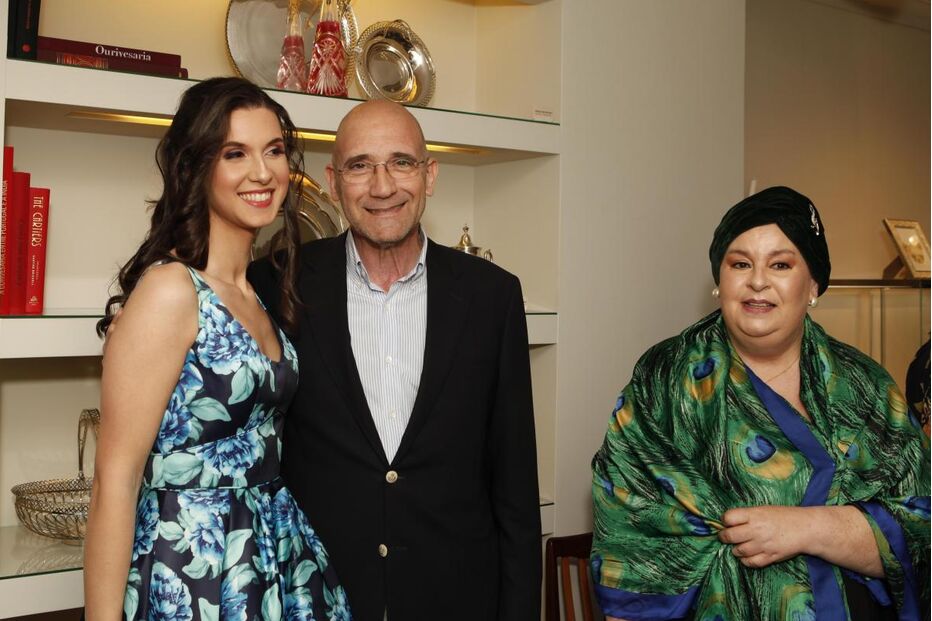 Catarina Padinha, filha de Passos Coelho, quebra silêncio após cirurgia de urgência