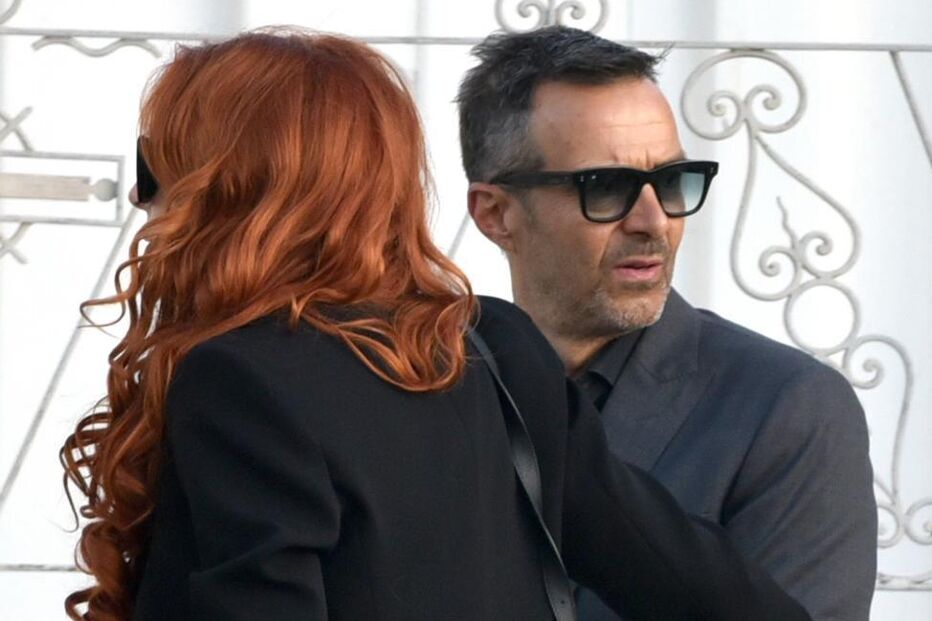 Luis Díaz, do Liverpool, marca presença na missa de Diogo Jota em Gondomar