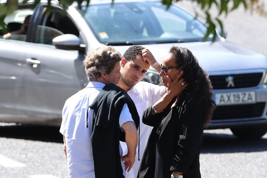 Amigos e família marcam presença nas cerimónias fúnebres de Luís Jardim, na Basílica da Estrela, em Lisboa