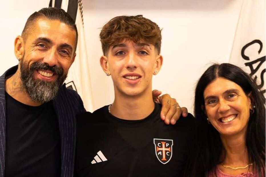 Filho de Paulo Battista joga futebol e assina por clube