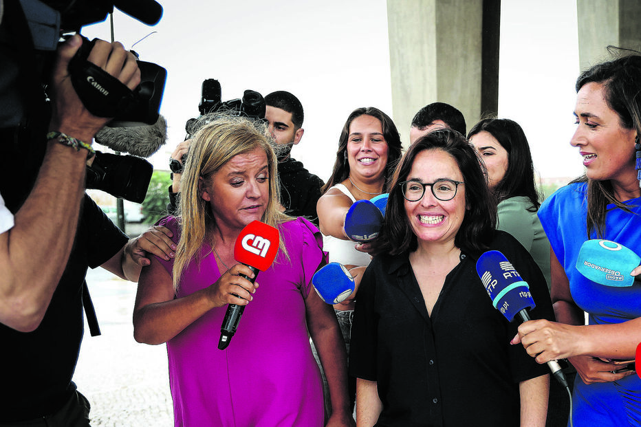 Joana Marques e Anjos perante a comunicação social após decisão judicial