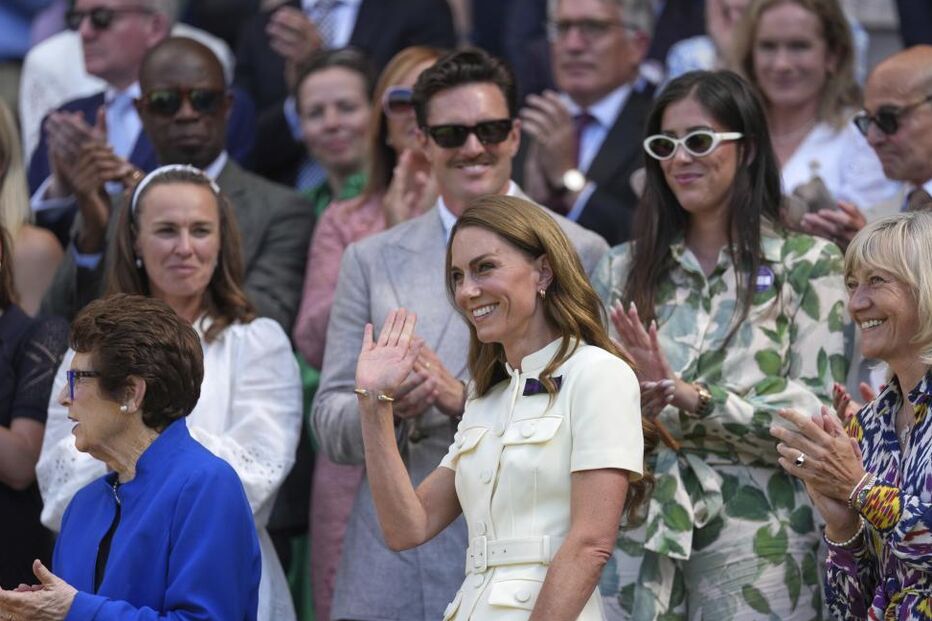 Kate Middleton aplaudida em Wimbledon após anúncio do diagnóstico de cancro