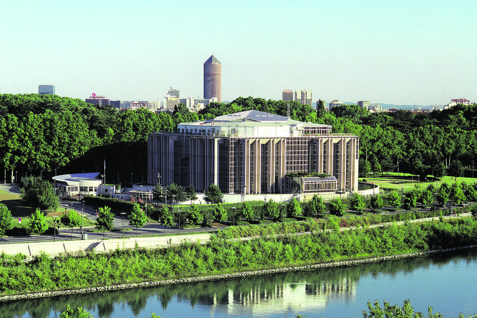 Dois portugueses em fuga ao FBI há mais de dez anos