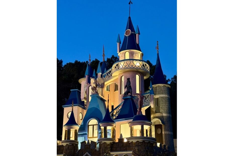 Castelo da Disney em Sintra à venda por 24 milhões de euros