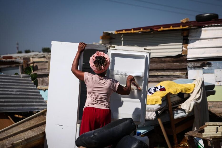 Após demolições em Loures, moradores do Bairro do Talude temem nova noite ao relento