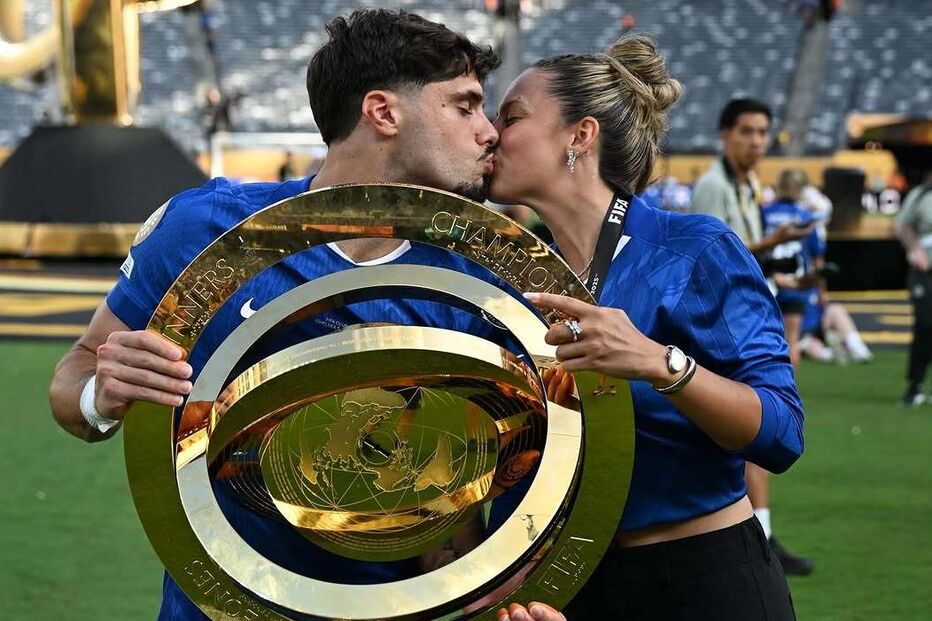  Pedro Neto e Carolina Silva