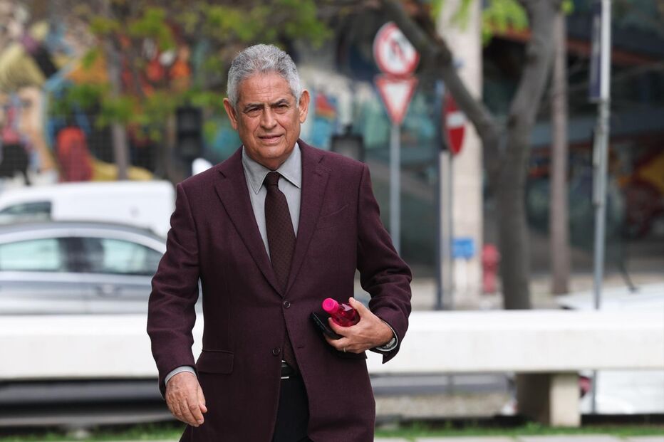 Luís Filipe Vieira procura treinador português para o Benfica