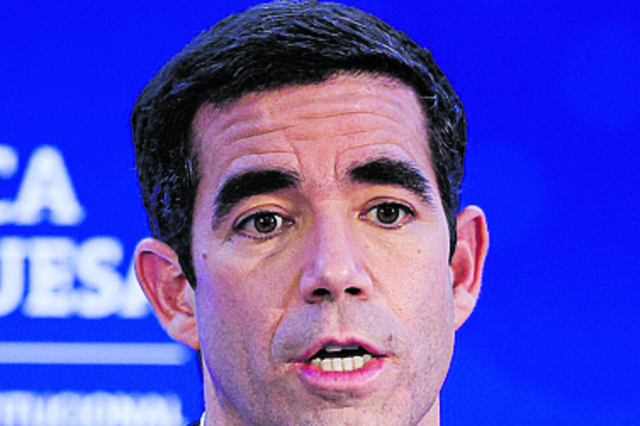 Leitão Amaro, ministro