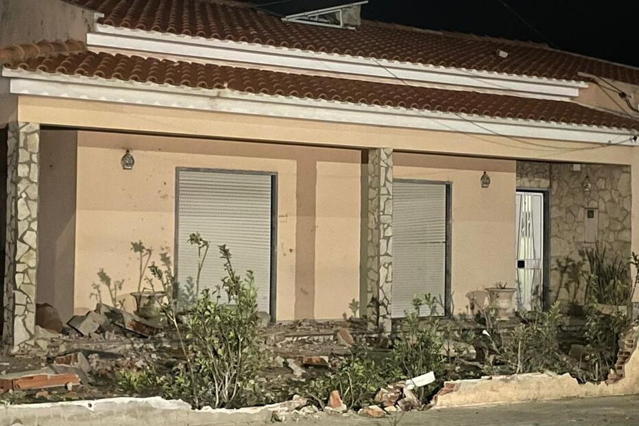 Dois feridos graves em despiste de veículo ligeiro em Torres Vedras