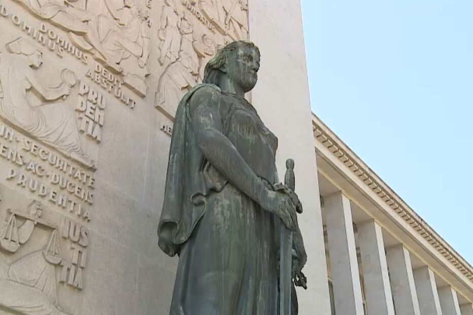 Juízes usaram carros do tribunal para almoço de verão