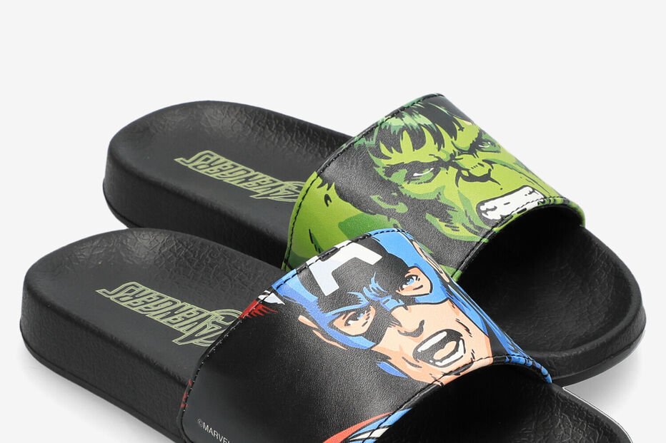 Chinelo dos Vingadores, ideal para as férias de verão e aventuras dos mais novos