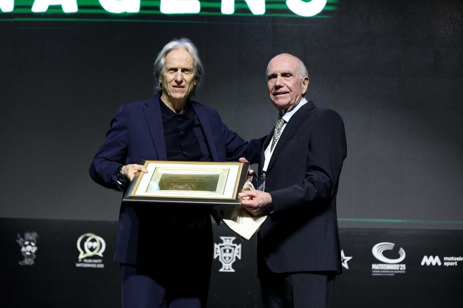 Jorge Jesus recebe homenagem em Matosinhos