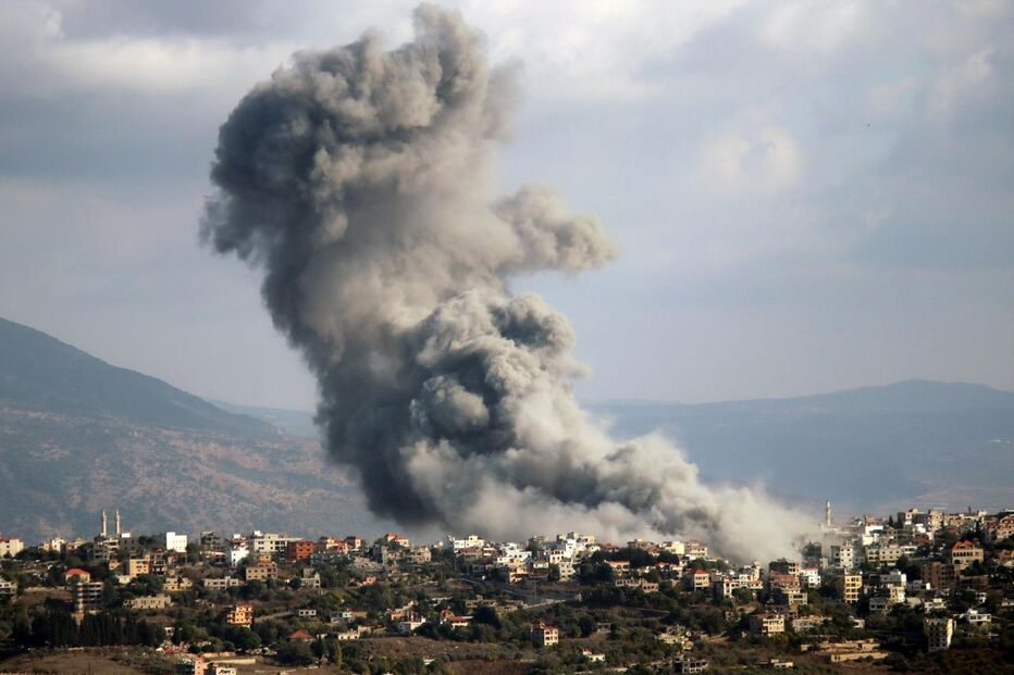 Ataques aéreos no Líbano
