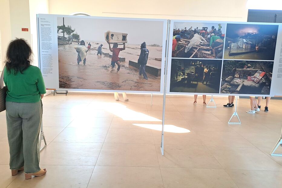 Noel Celis registou em imagens os grandes estragos provocados por quatro ciclones nas Filipinas  