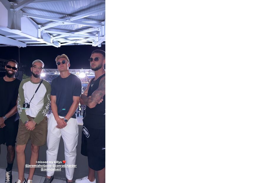 Jogadores do Sporting juntos num concerto antes do jogo com o Benfica.
