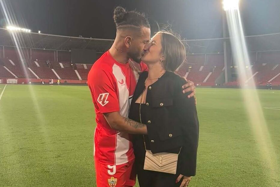Luis Suárez e Carolina Rubia celebram mudança para o Sporting