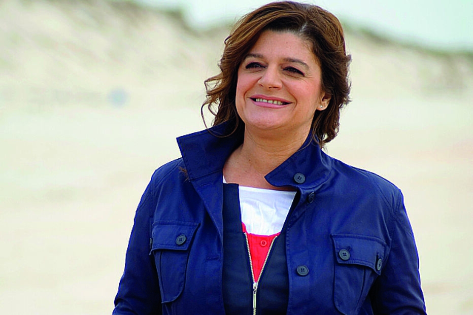 Júlia Pinheiro apresentará 'Peso Pesado', reality show da SIC, marcando seu retorno ao género após 14 anos