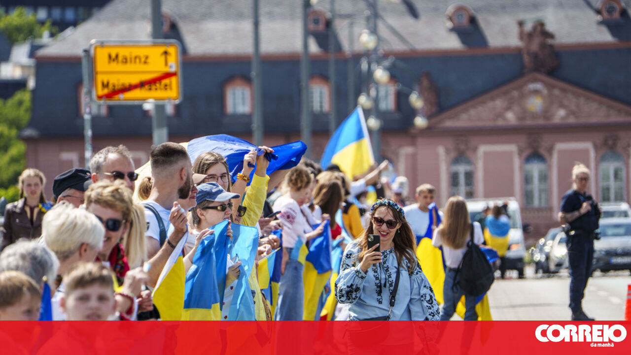 Hundreds Gather in Lisbon to Celebrate Ukraine's Independence Day with Gratitude and Solidarity