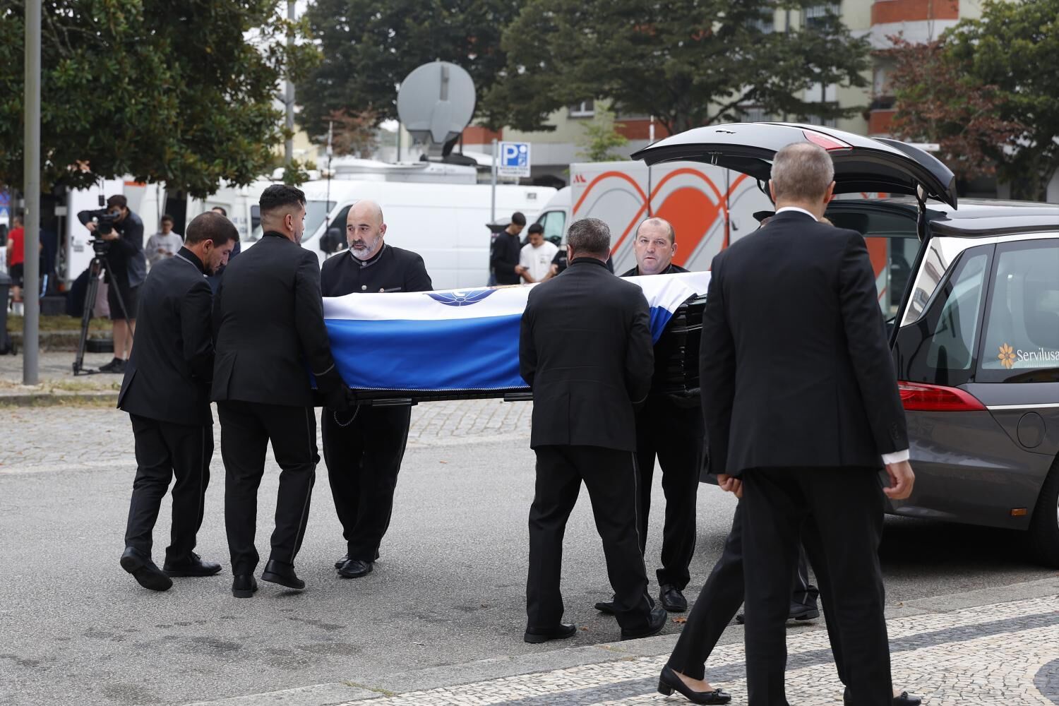 Futebol Portugu s Despede se De Jorge Costa Num Funeral Marcado Pela 