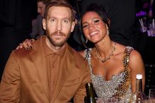 Calvin Harris e Vick Hope celebram a chegada de Micah