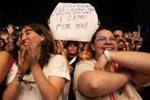 Público assiste a concertos na segunda noite do Festival Paredes de Coura