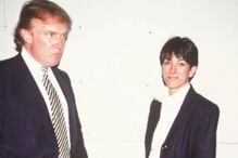 Donald Trump com Ghislaine, nos tempos em que ainda andava longe da política