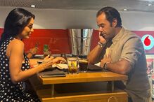 João Moura Caetano e Luiza Abreu jantam num shopping em Lisboa