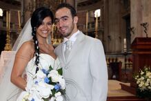 Ricardinho felicita filha Riana por telefone no seu dia especial