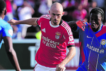 Aursnes voltou a assinar uma exibição de grande qualidade, em mais do que uma posição