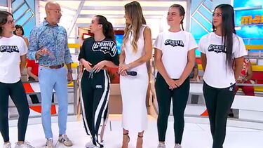 Quer fazer uma aula de zumba com a Iury? 