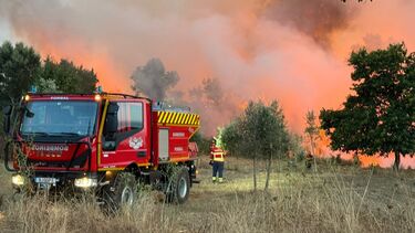 Vítimas dos incêndios que atingiram o país queixam-se de falta de apoio e ajuda
