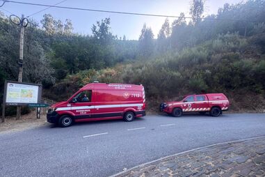 Bombeiros de Coja resgatam criança na Fraga da Pena, Coimbra