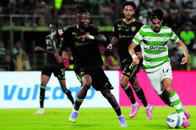 Trincão foi a grande figura do jogo, com um golo e uma assistência