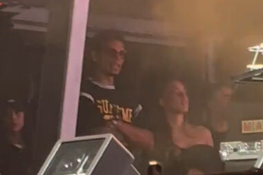 Richard Ríos 'apanhado' em concerto no Sol da Caparica na véspera de jogo do Benfica