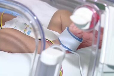 Bebé levada do Hospital de Gaia pela mãe foi a sexta criança do acampamento do Grijó a ser retirada aos pais pela Justiça