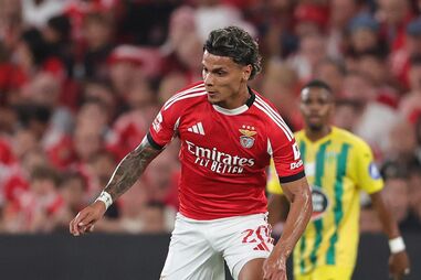 Richard Ríos tem 25 anos