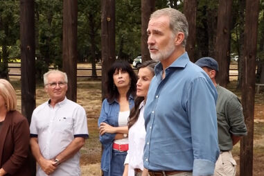  Reis de Espanha visitam regiões afetadas pelos incêndios 