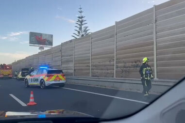 Um ferido grave em despiste de carro na A1 em Loures