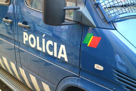 PSP deteve suspeito e encontrou arma de fogo em sua posse