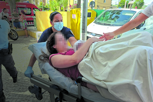 Ambulância que socorreu jovem que deu à luz na rua tinha pneu furado