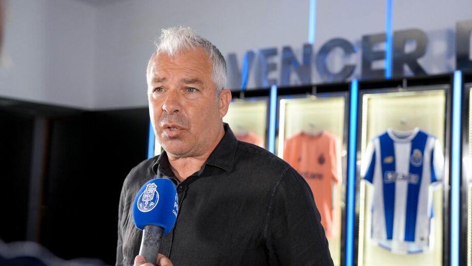 Jorge Costa entrou em paragem cardiorrespiratória no centro de treinos do FC  Porto - Futebol - Correio da Manhã