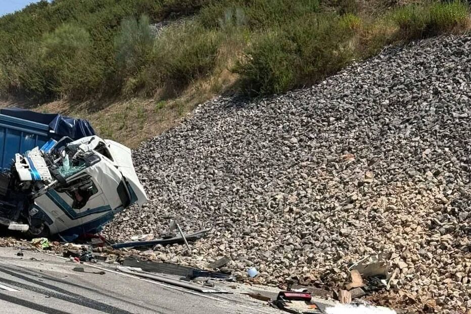 Acidente mortal na A13