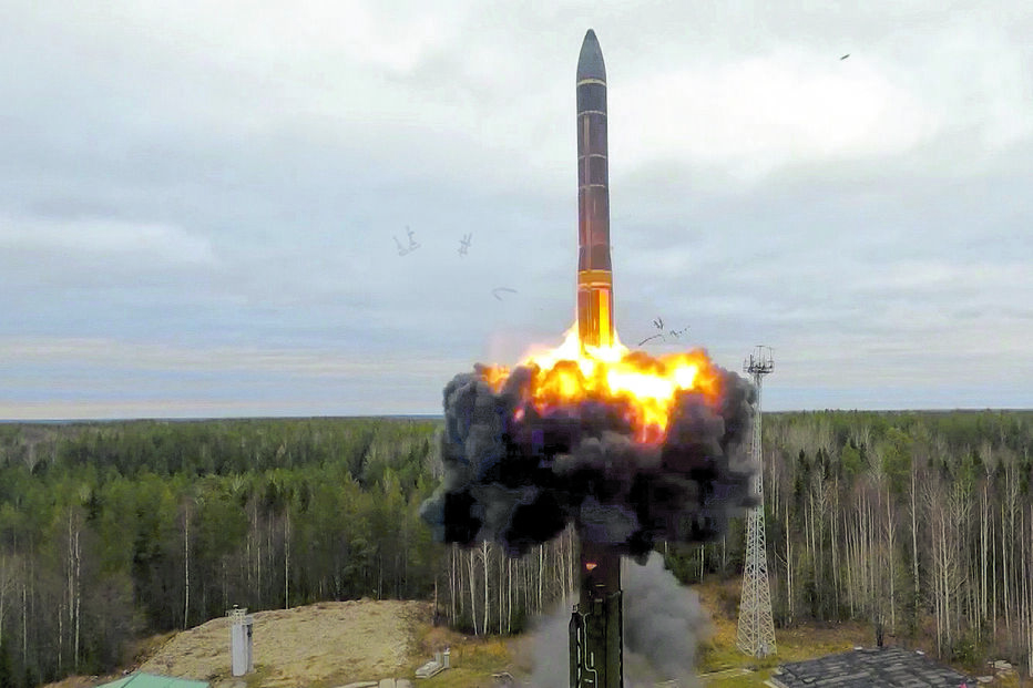 Exercício com mísseis balísticos na Rússia