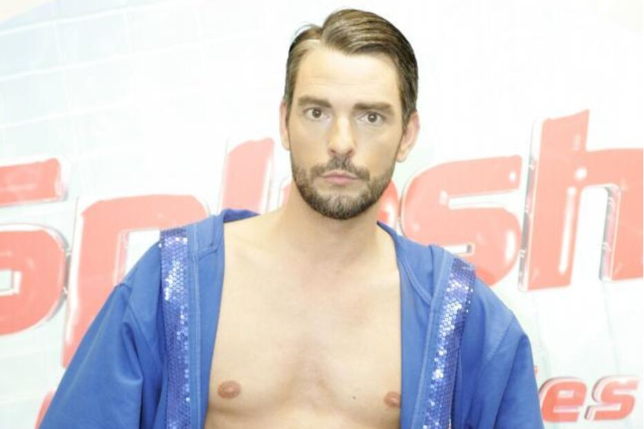 Ricardo Guedes salva Cláudio Ramos de afogamento no 'Splash! Celebridades'