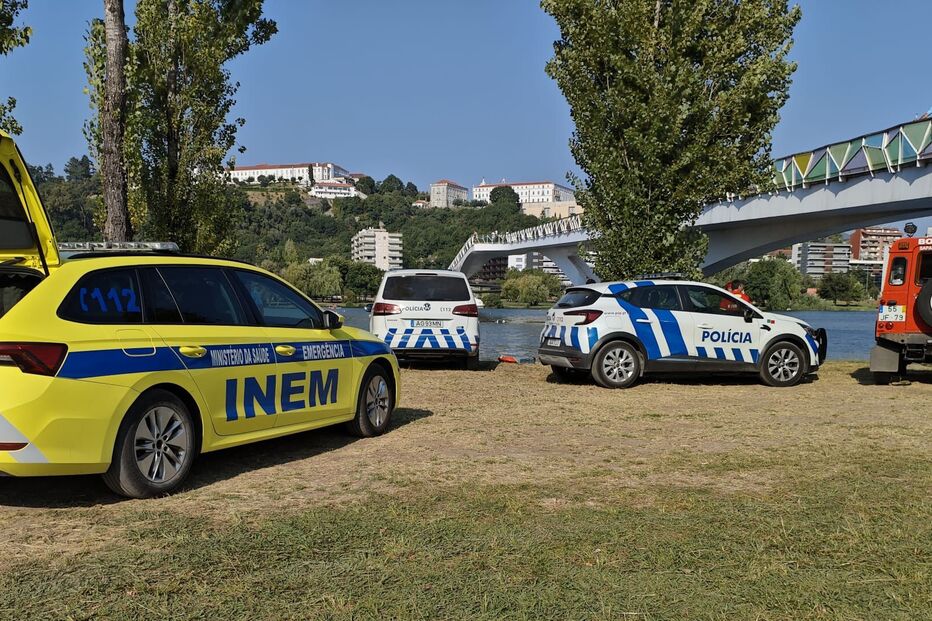Jovem morre após resgate no rio Mondego, em Coimbra