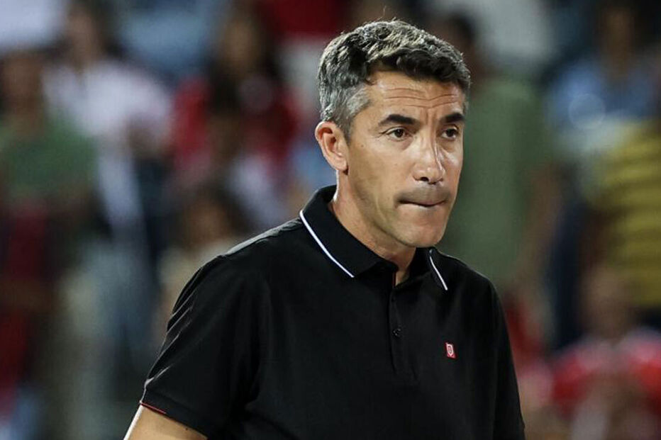 Bruno Lage pondera escolhas para o jogo Benfica-Nice