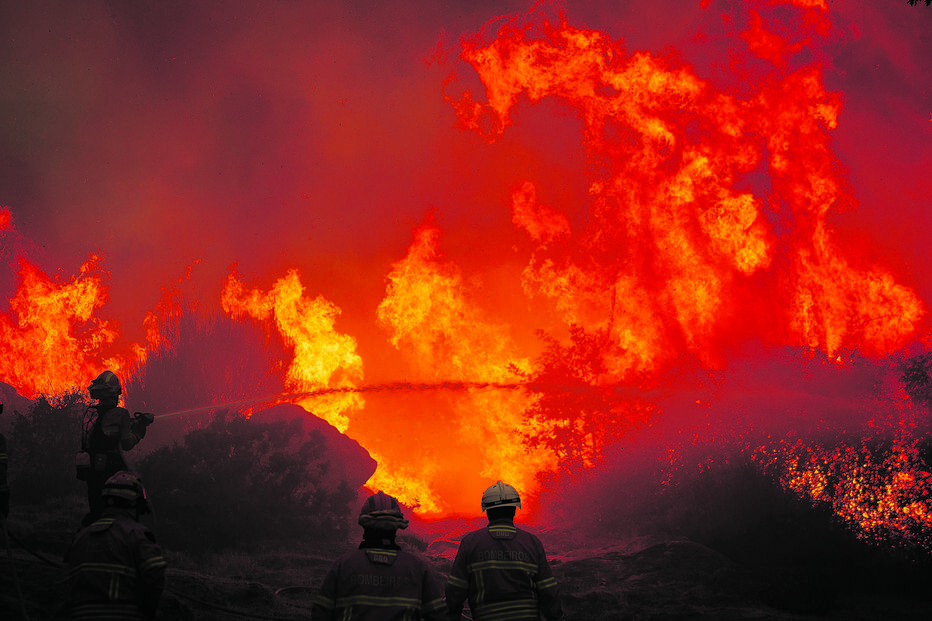 Governo deve prolongar situação de alerta pelos fogos até segunda-feira