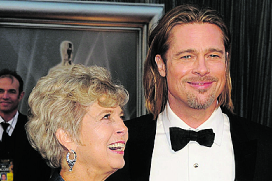 Brad Pitt com a mãe, Jane 